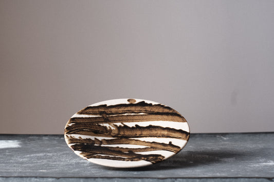 Off-white Trailed Shallow Bowl