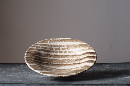 Off-white Trailed Shallow Bowl