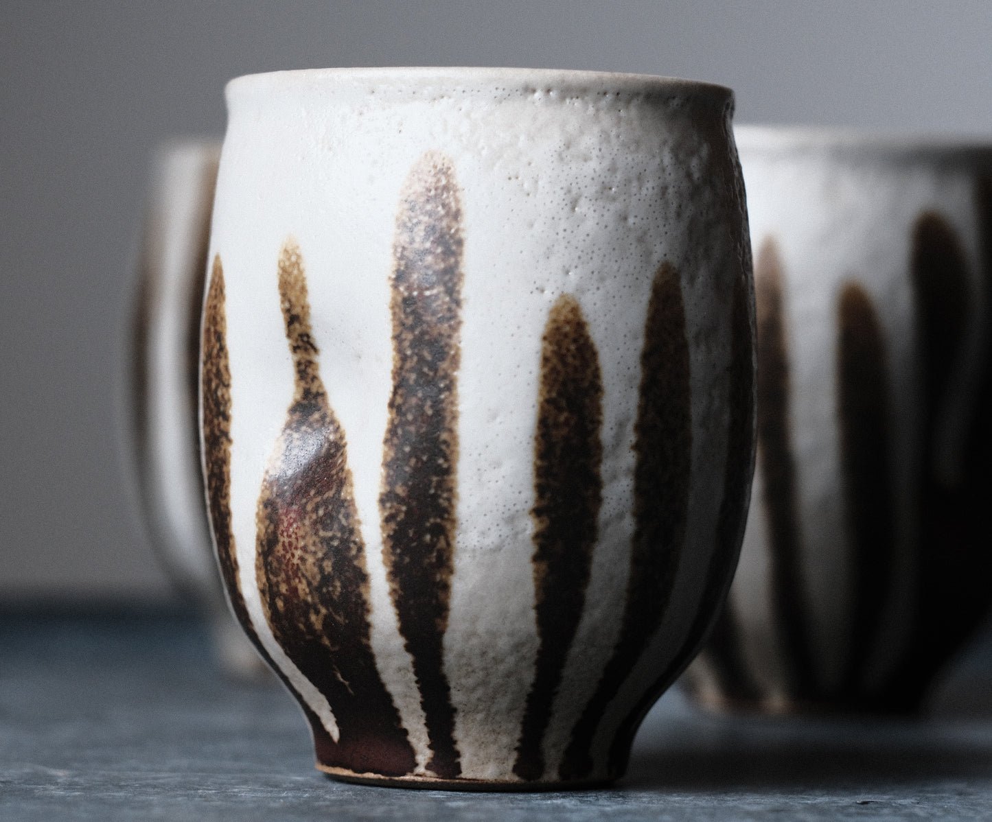 Trailed Off-white Yunomi